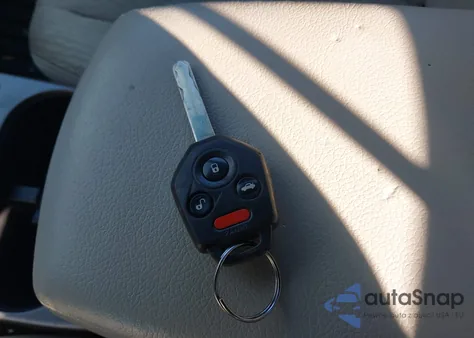 2011 Subaru Outback 2.5I Premium from USA, damaged, VIN 4S4BRBCC2B3326508